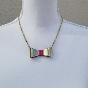 Spring Street gold and pink bow necklace